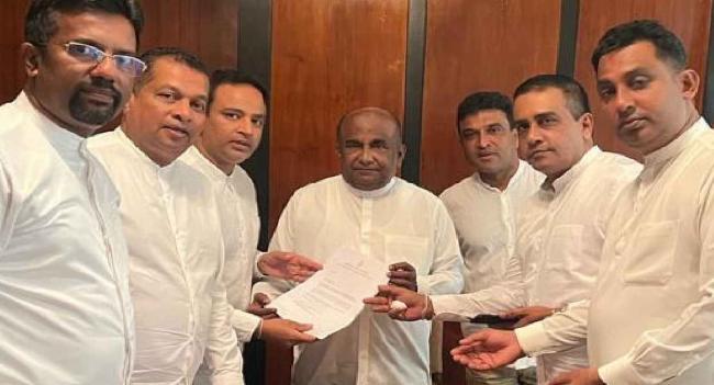 தெரிவுக்குழுவை நியமிக்குமாறு சபாநாயகருக்கு கடிதம்